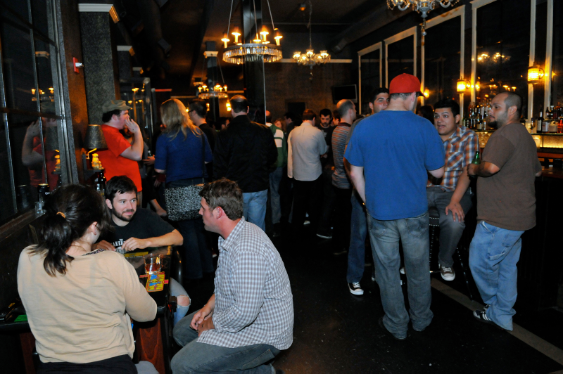 Illustration for article titled Kotaku's E3 Party: Great Success